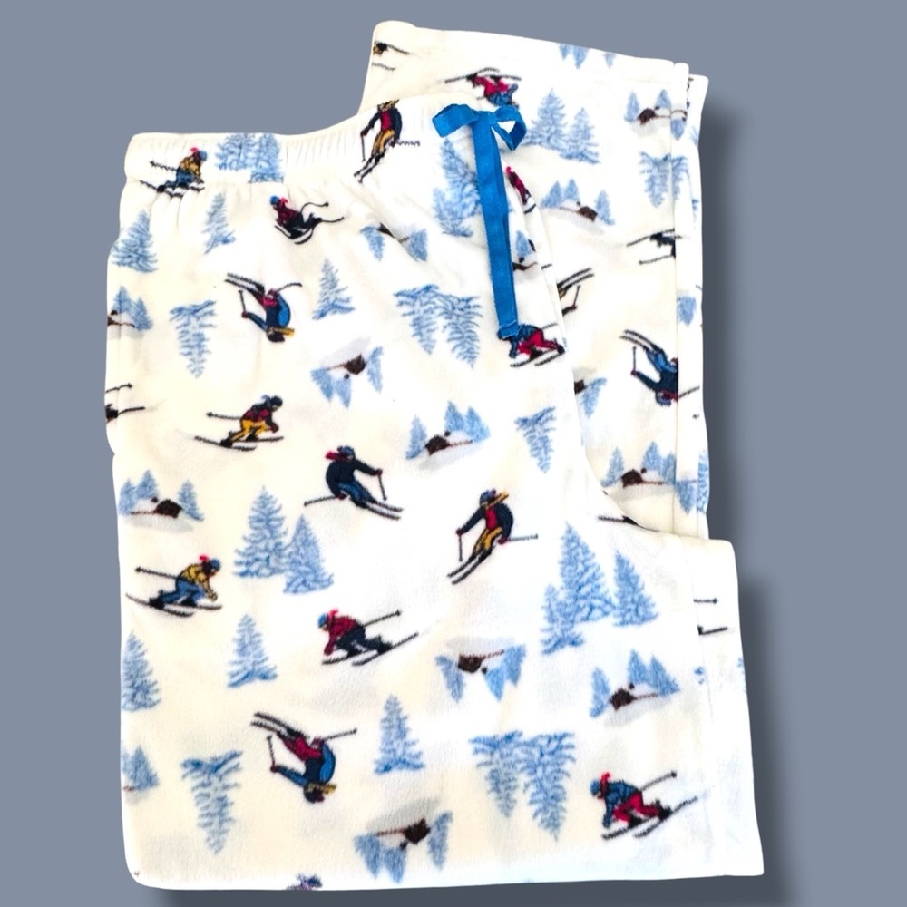 NWT St. John’s Bay Men’s Size XL Skiers Print Polyester Fleece Pajama Pants